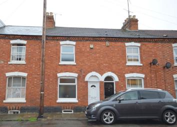 Terraced house For Sale in Northampton