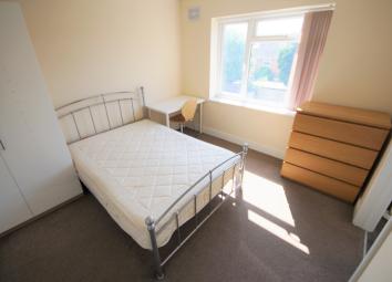 Semi-detached house To Rent in Coventry