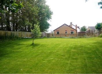 Detached bungalow For Sale in Rhyl