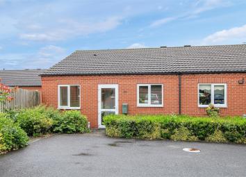 Bungalow For Sale in Swadlincote
