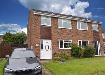 Semi-detached house For Sale in Northampton