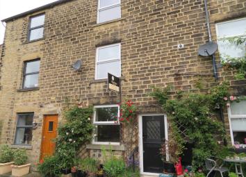 Cottage For Sale in Oldham