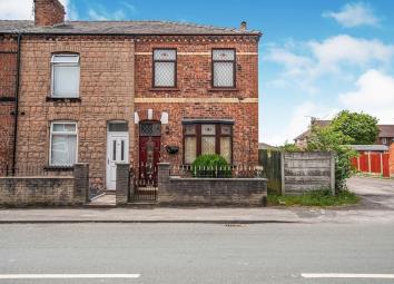 Terraced house For Sale in Wigan