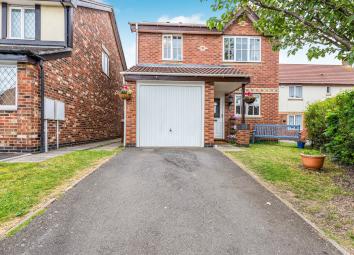 Detached house For Sale in Northampton