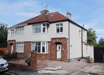 Semi-detached house For Sale in Prestatyn
