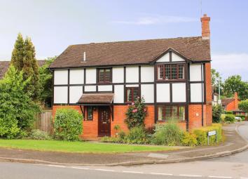 Detached house For Sale in Northampton