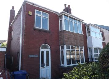 Semi-detached house To Rent in Mexborough