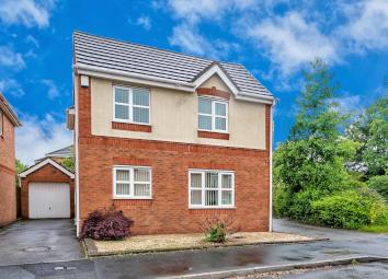 Detached house For Sale in Cannock