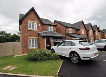 Detached house To Rent in Preston