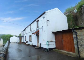 Detached house For Sale in Pontypool