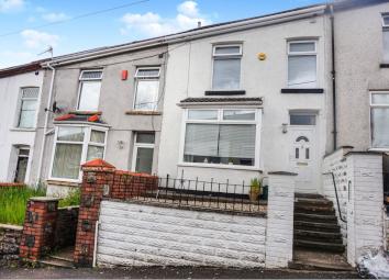 Terraced house For Sale in Tonypandy