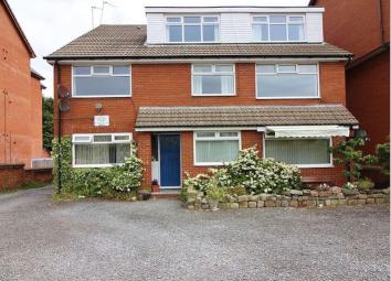 Flat For Sale in Southport