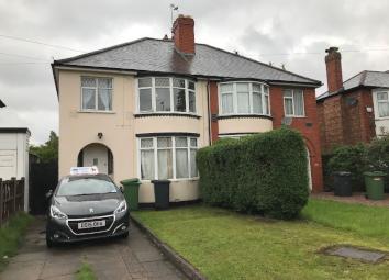 Semi-detached house To Rent in Wolverhampton