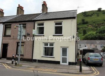 Terraced house To Rent in Ebbw Vale