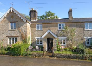 Cottage To Rent in Chippenham
