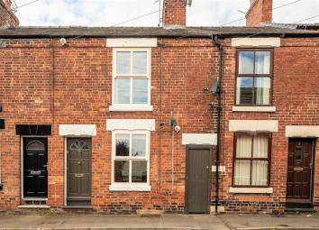 Terraced house For Sale in Derby