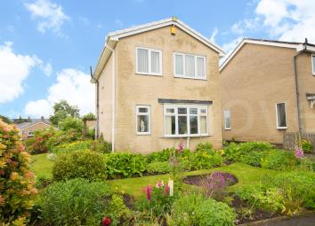 Detached house For Sale in Bradford