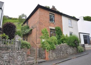Terraced house For Sale in Malvern