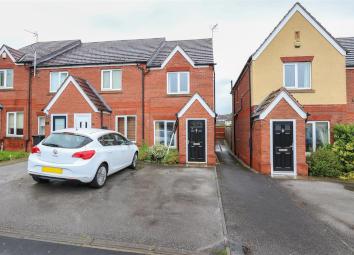 End terrace house For Sale in Chesterfield