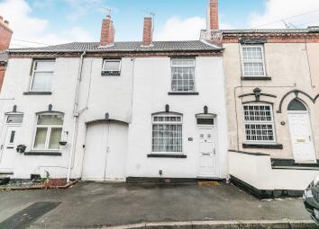 Terraced house For Sale in Halesowen