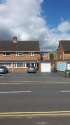 Semi-detached house To Rent in Solihull