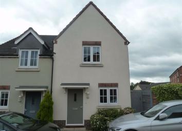 Semi-detached house For Sale in Nuneaton