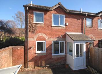 Semi-detached house To Rent in Banbury
