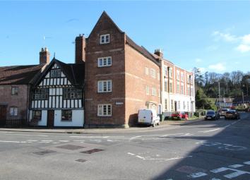 6 Bedroom Detached house to rent