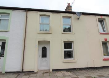 Terraced house For Sale in Newport