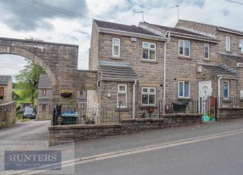 End terrace house For Sale in Bradford