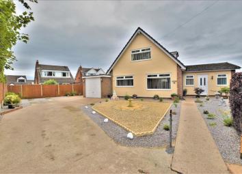Detached house For Sale in Preston