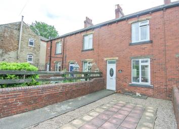 Terraced house For Sale in Wakefield