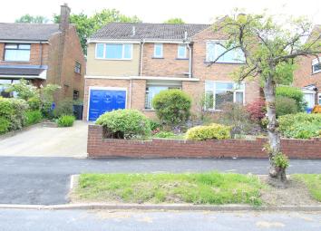 Detached house To Rent in Sheffield