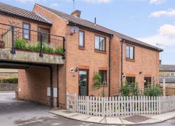Terraced house For Sale in Knaresborough