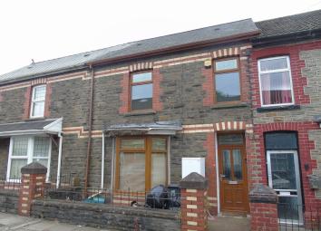 Terraced house For Sale in Mountain Ash
