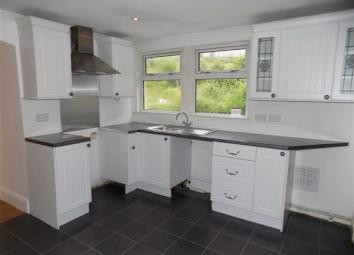 Flat To Rent in Ebbw Vale