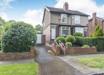 Semi-detached house For Sale in Wakefield