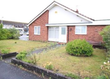 Detached bungalow For Sale in Liverpool