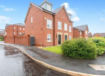 Semi-detached house For Sale in Prescot