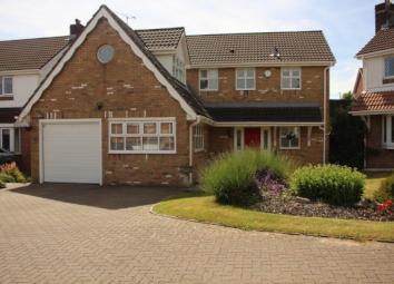 Detached house To Rent in Swansea