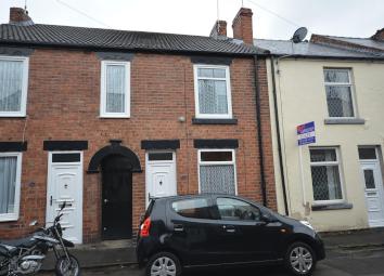 Terraced house For Sale in Chesterfield