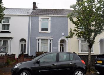 Terraced house For Sale in Swansea