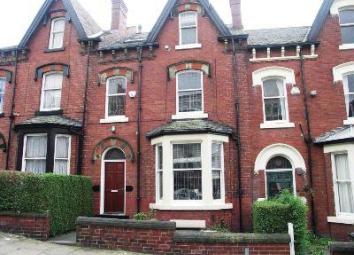 Terraced house To Rent in Leeds