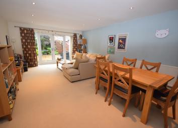 2 Bedroom End terrace house for sale