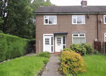 Town house For Sale in Stockport