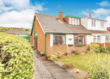 Bungalow For Sale in Oldham