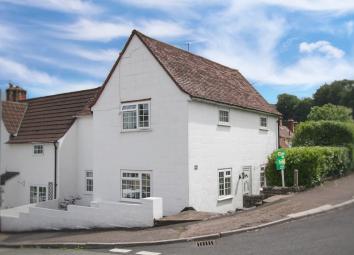 2 Bedroom End terrace house for sale