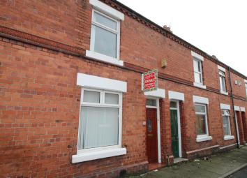 Terraced house For Sale in Chester