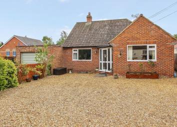 2 Bedroom Detached bungalow for sale