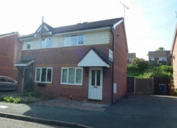 Semi-detached house To Rent in Chester